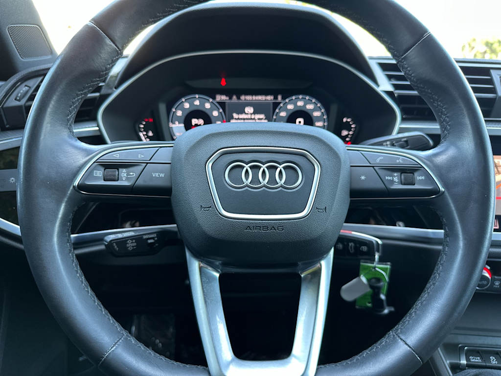 Thumbnail: 2022 Audi Q3 - 27