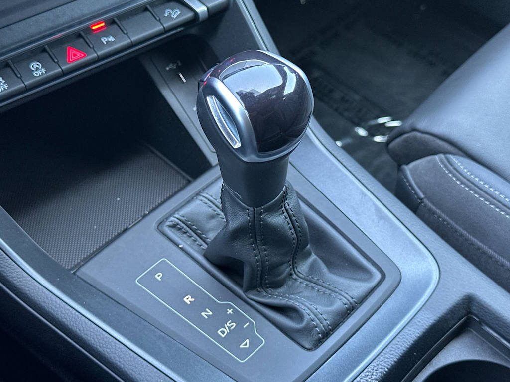 Thumbnail: 2022 Audi Q3 - 26