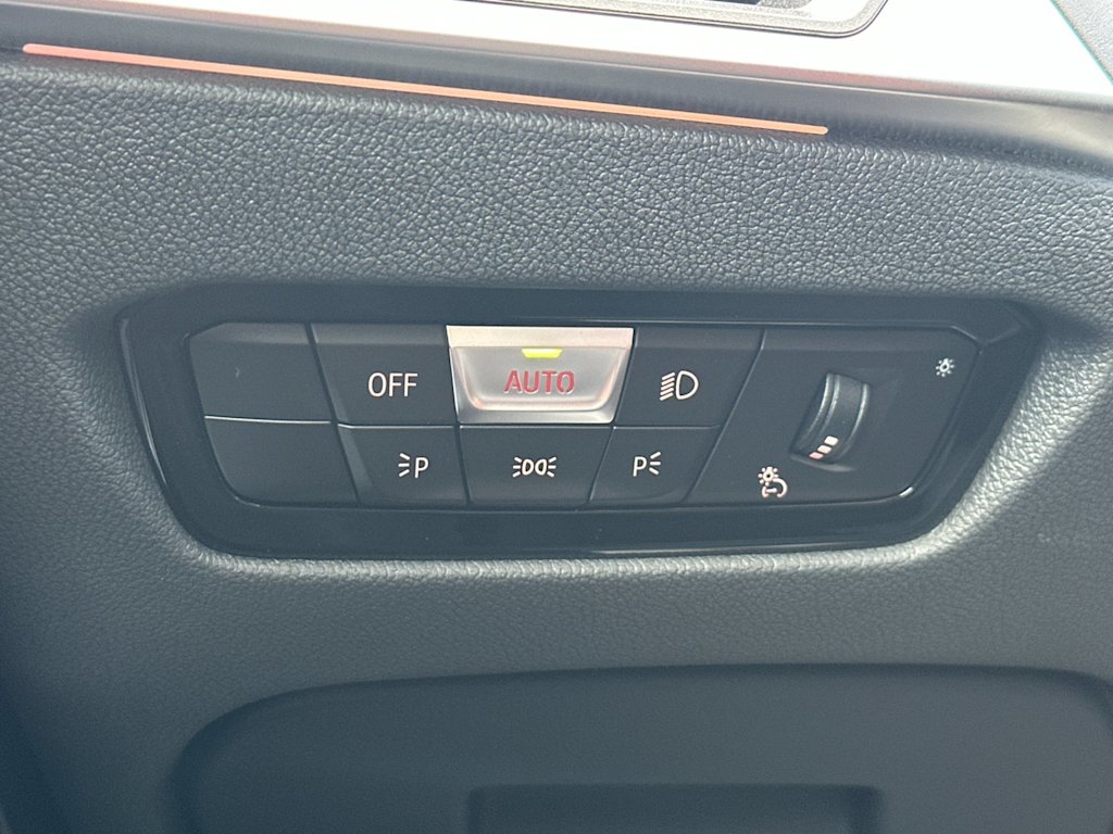 Thumbnail: 2024 BMW M3 - 31