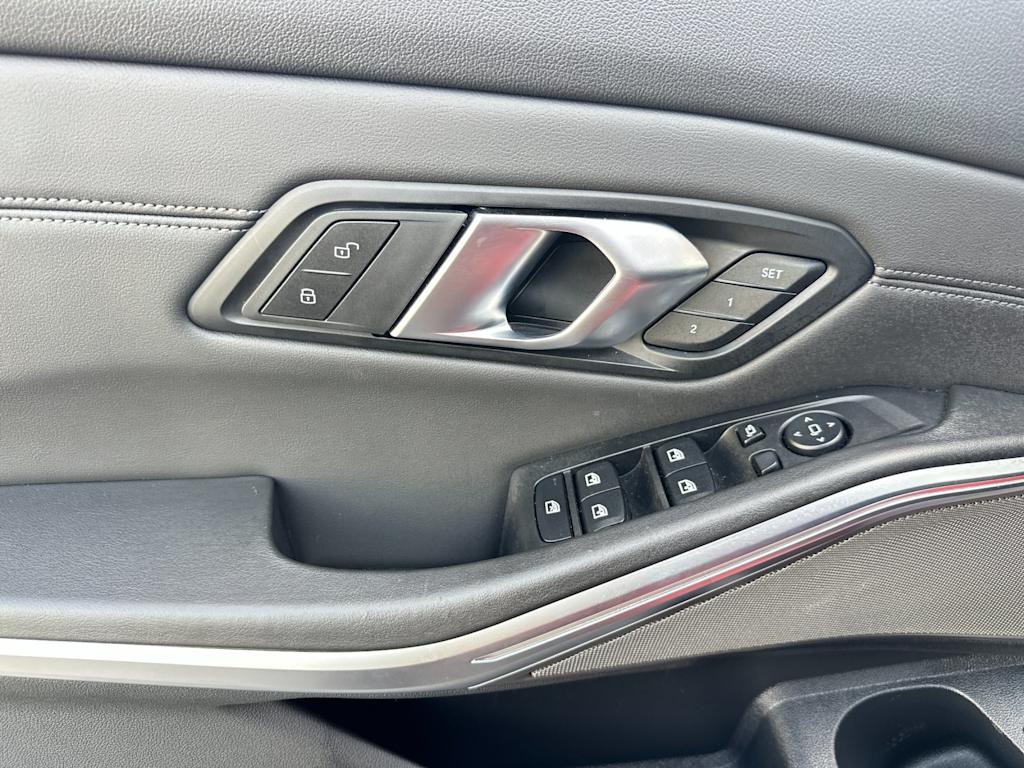 Thumbnail: 2024 BMW M3 - 21