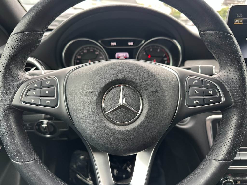 Thumbnail: 2019 Mercedes-Benz GLA - 27