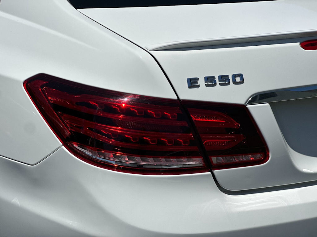 Thumbnail: 2016 Mercedes-Benz E-Class - 30