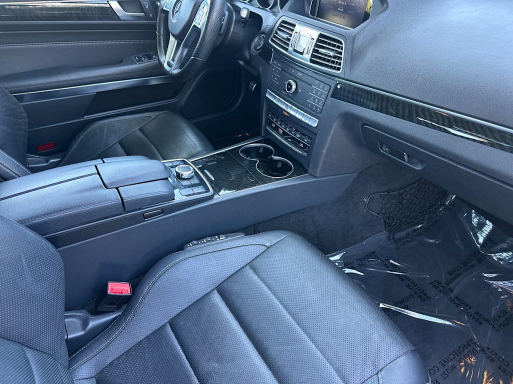 Thumbnail: 2016 Mercedes-Benz E-Class - 2