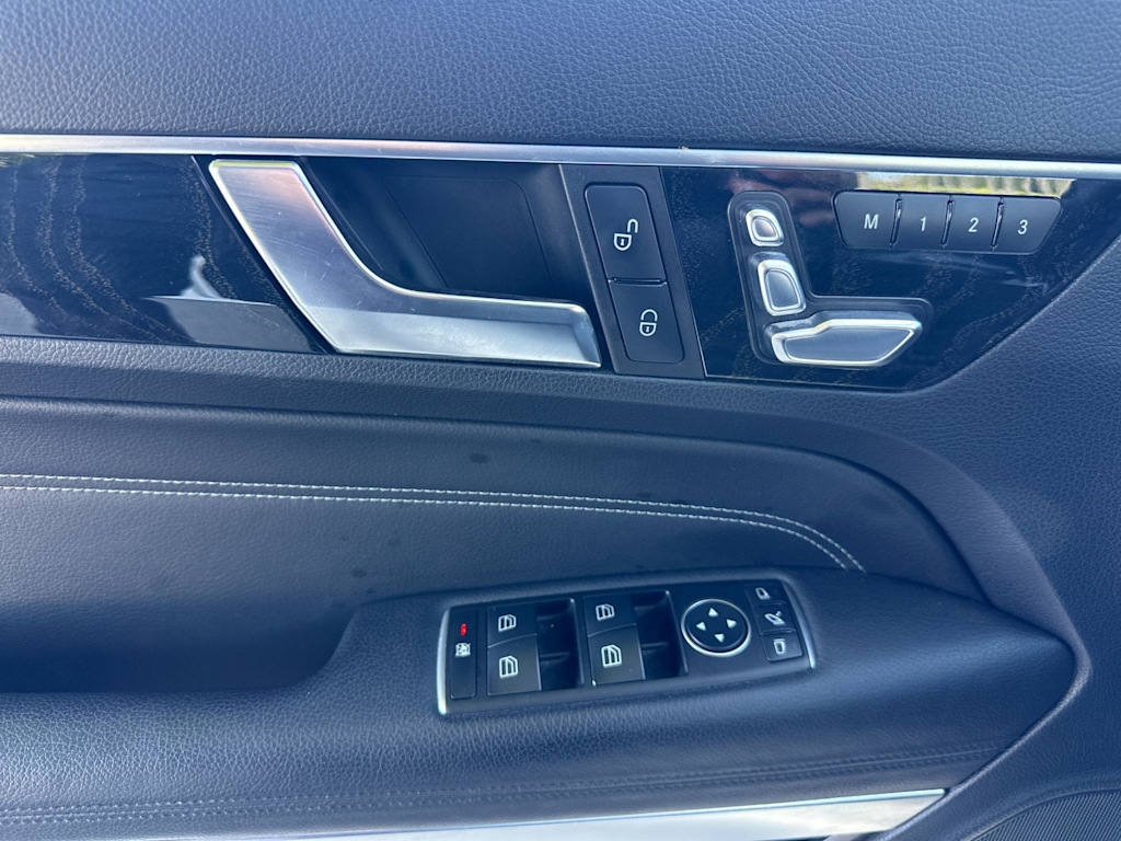 Thumbnail: 2016 Mercedes-Benz E-Class - 18