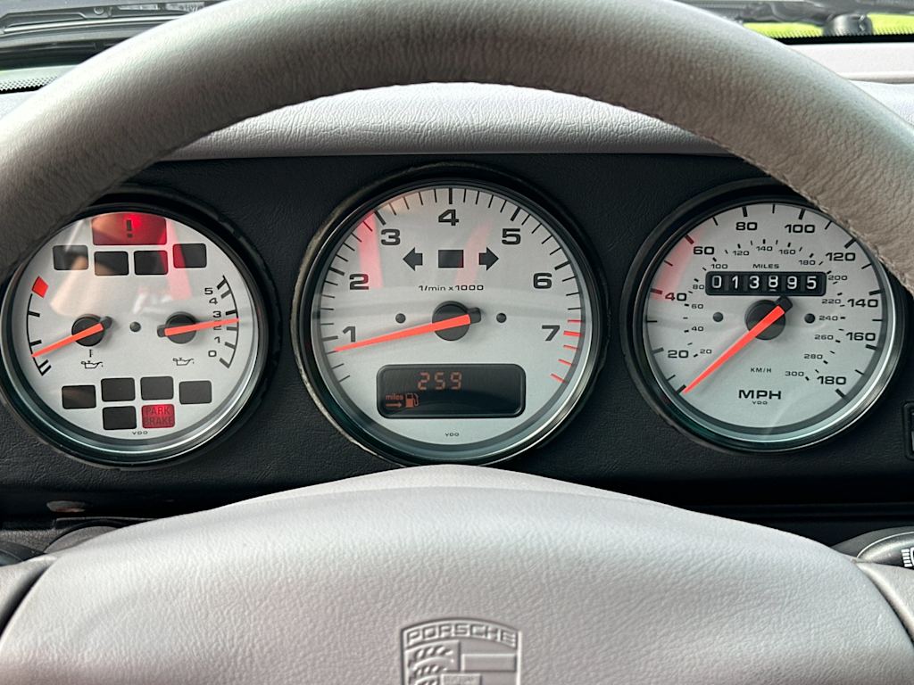 Thumbnail: 1997 Porsche 911 - 13