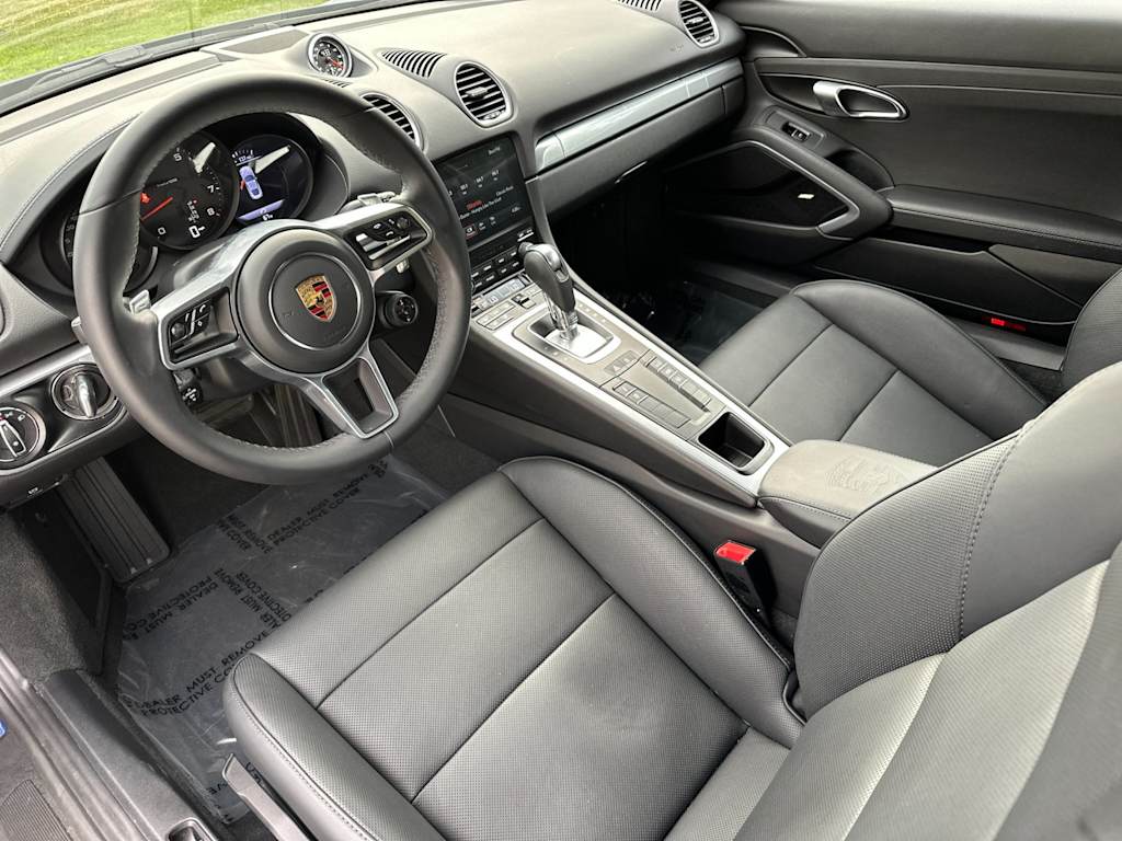 Thumbnail: 2025 Porsche 718 Cayman - 2