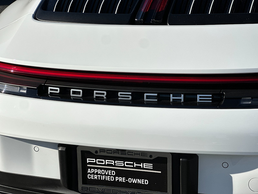 Thumbnail: 2025 Porsche 911 - 29