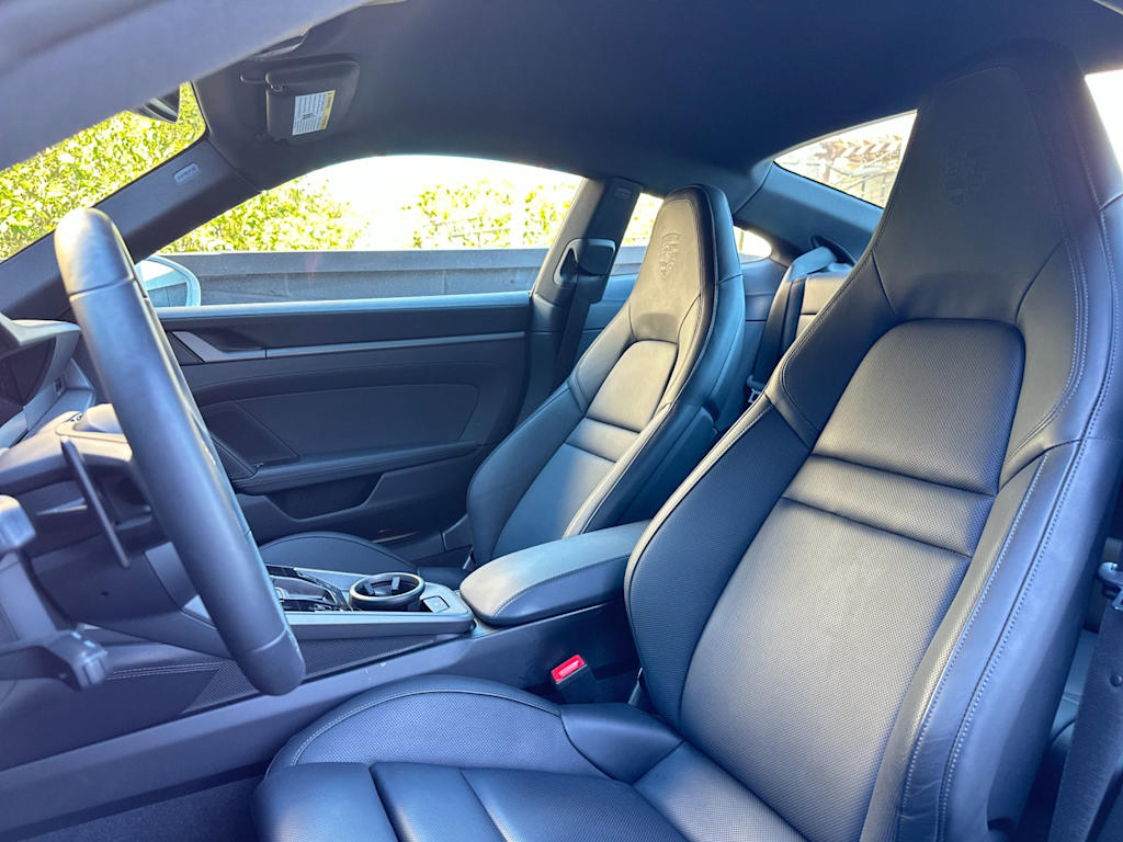 Thumbnail: 2025 Porsche 911 - 10