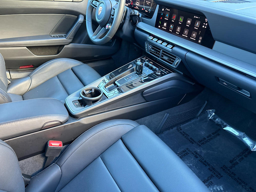 Thumbnail: 2025 Porsche 911 - 9