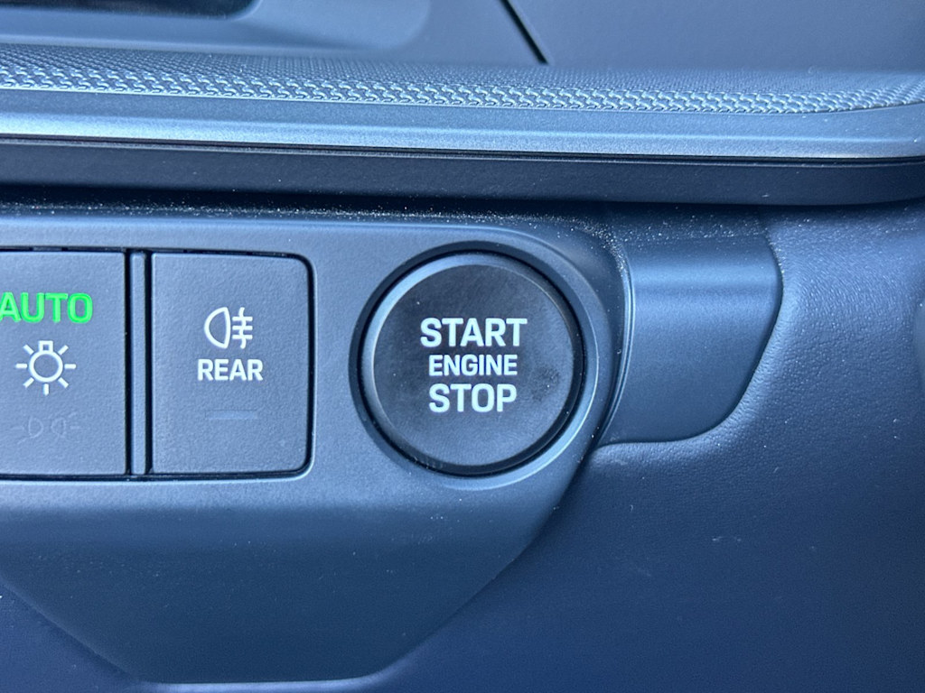 Thumbnail: 2025 Porsche 911 - 25