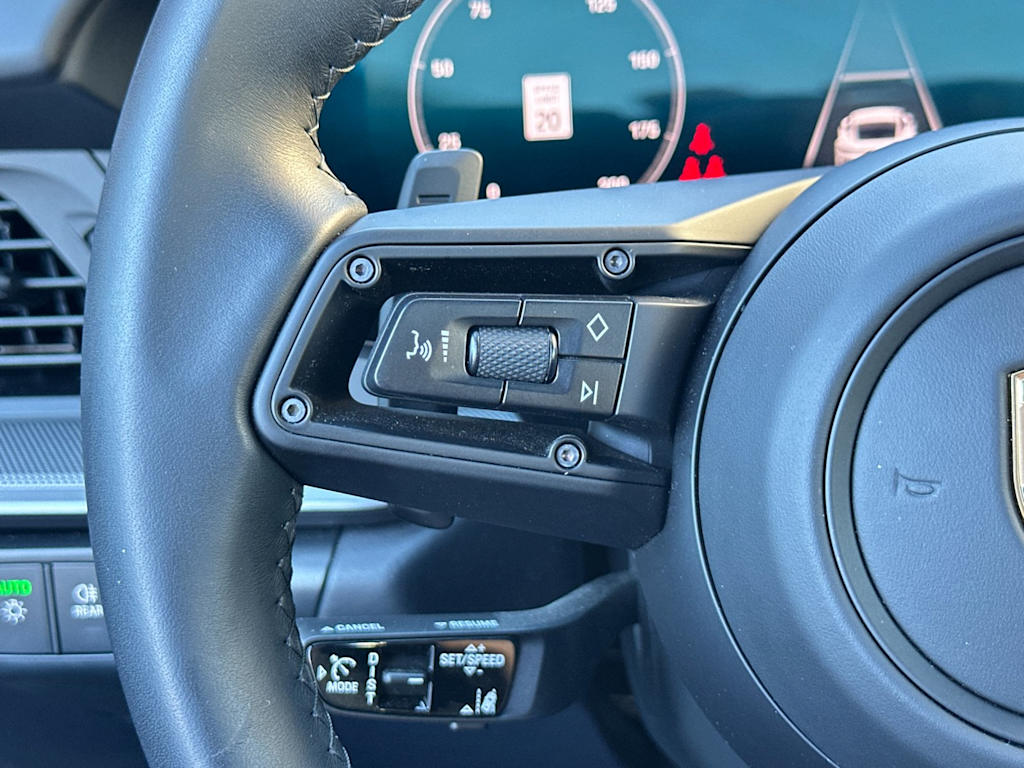 Thumbnail: 2025 Porsche 911 - 26