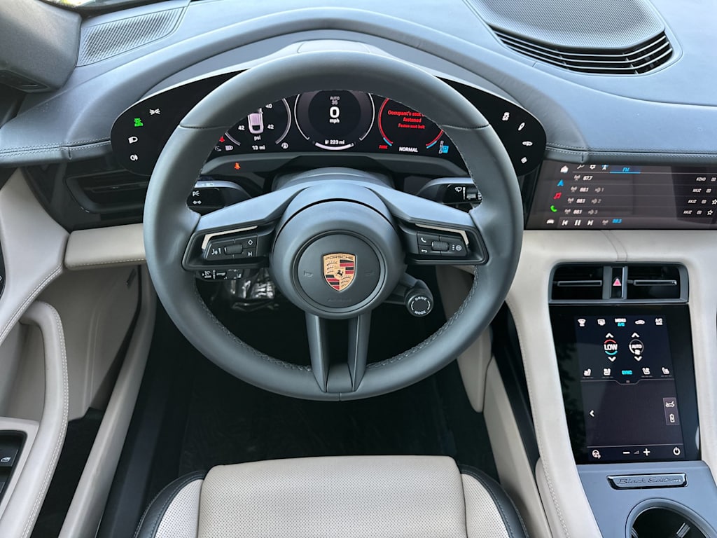 Thumbnail: 2026 Porsche Taycan - 12