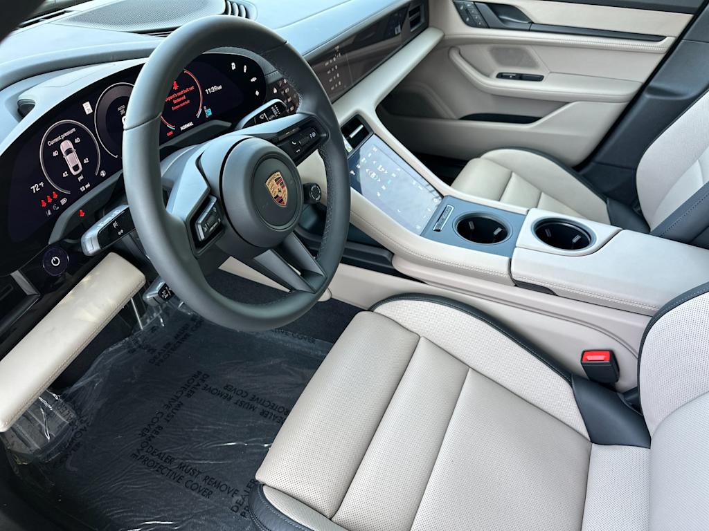 Thumbnail: 2026 Porsche Taycan - 2