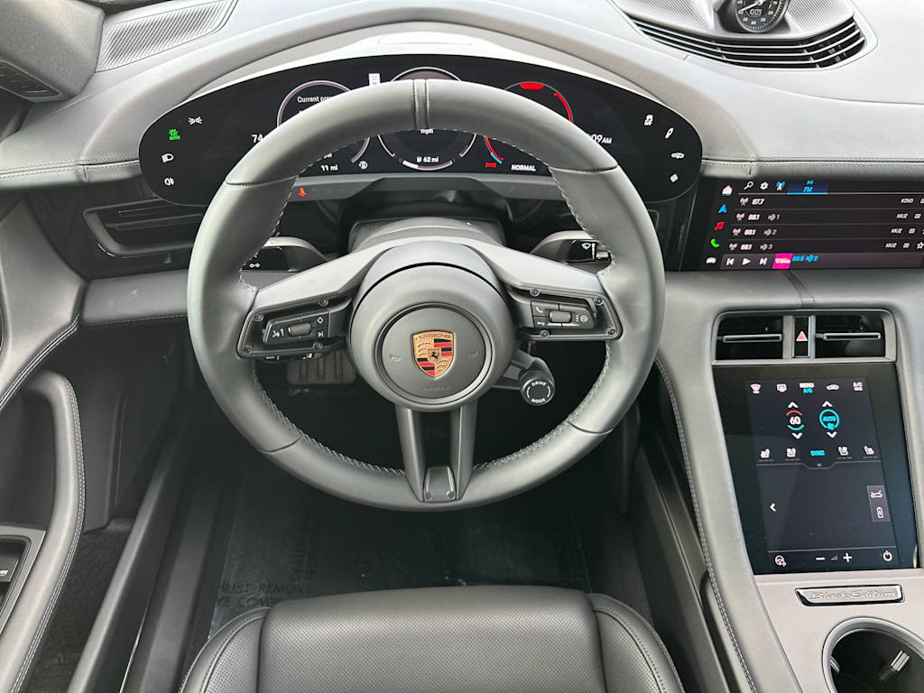 Thumbnail: 2026 Porsche Taycan - 7