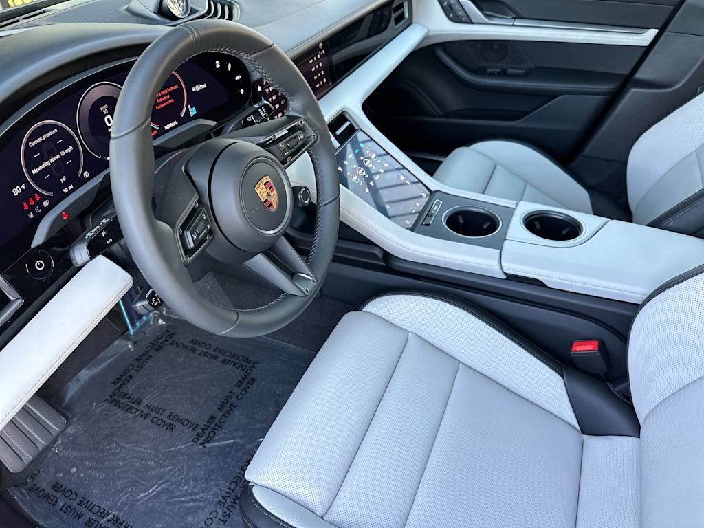 Thumbnail: 2026 Porsche Taycan - 10