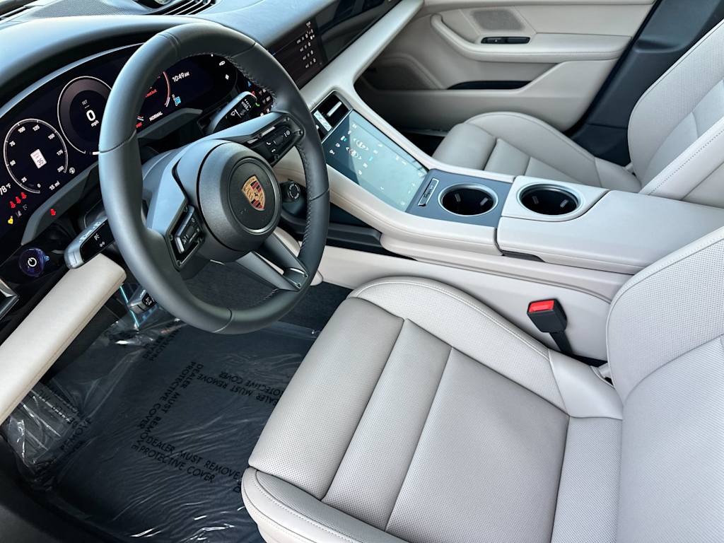Thumbnail: 2026 Porsche Taycan - 9