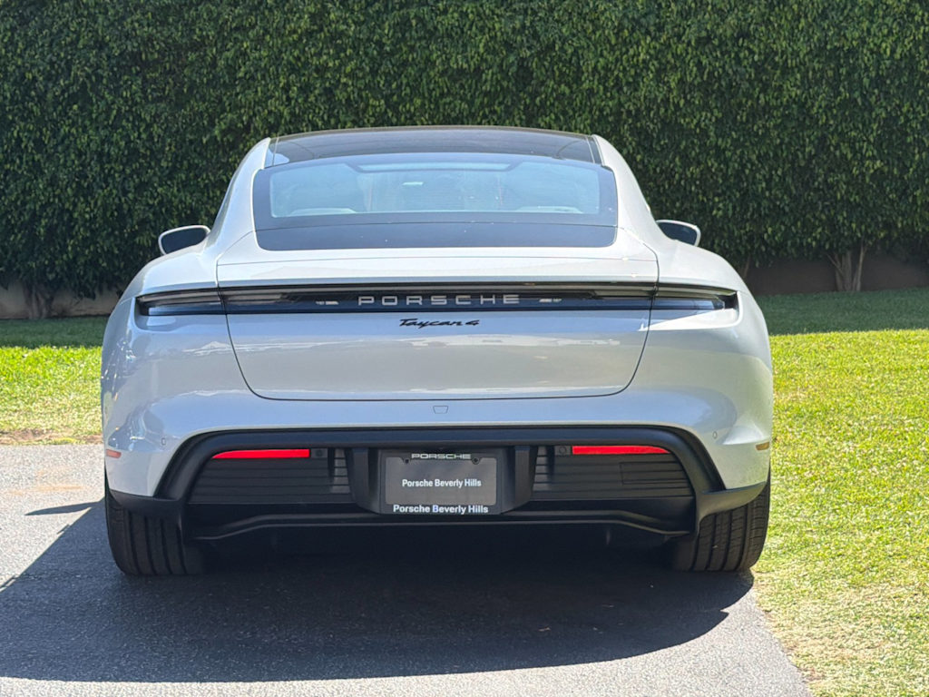 Thumbnail: 2026 Porsche Taycan - 16