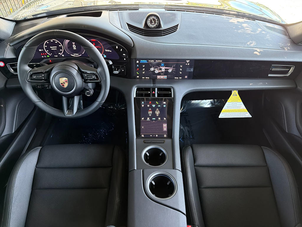 Thumbnail: 2026 Porsche Taycan - 8