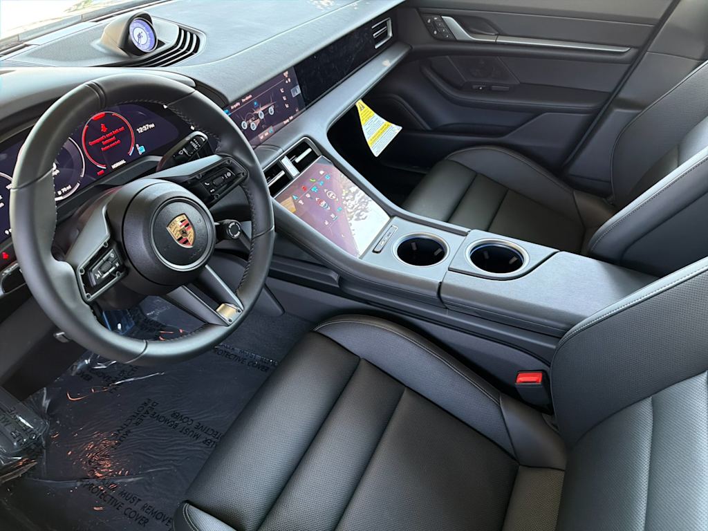 Thumbnail: 2026 Porsche Taycan - 2