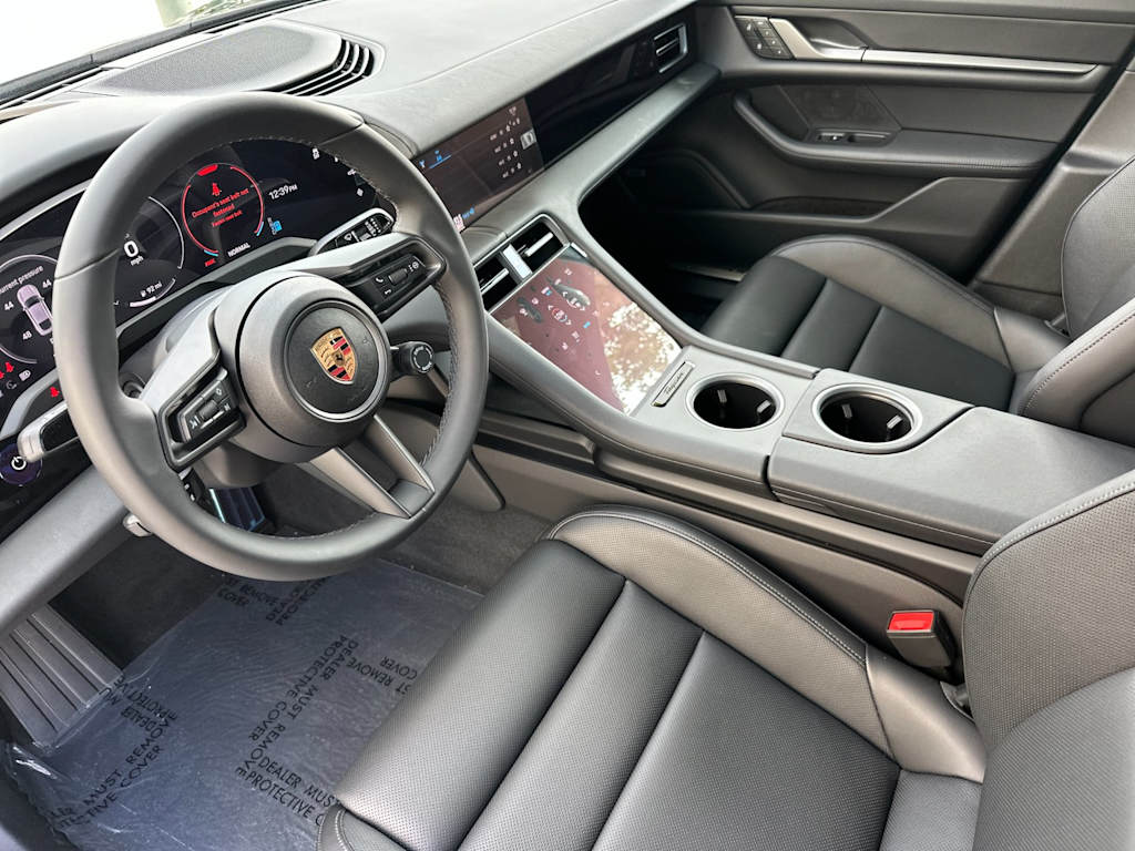 Thumbnail: 2026 Porsche Taycan - 2