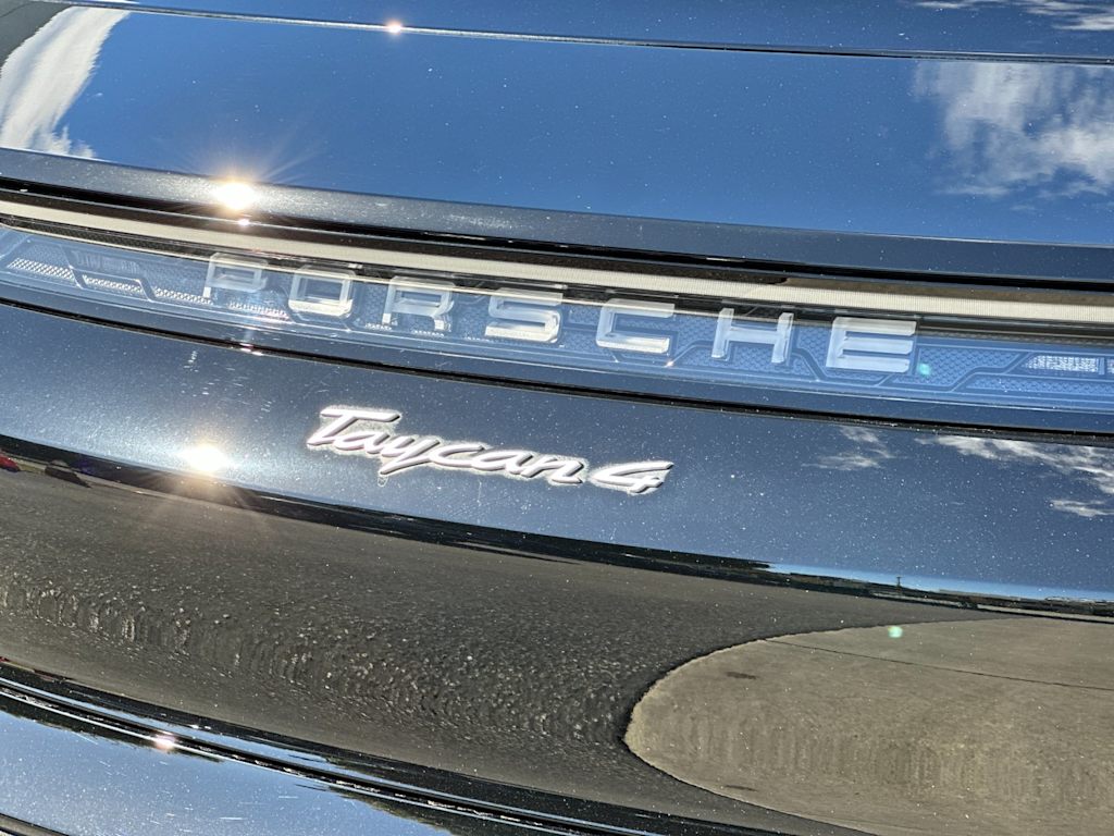 Thumbnail: 2026 Porsche Taycan - 32