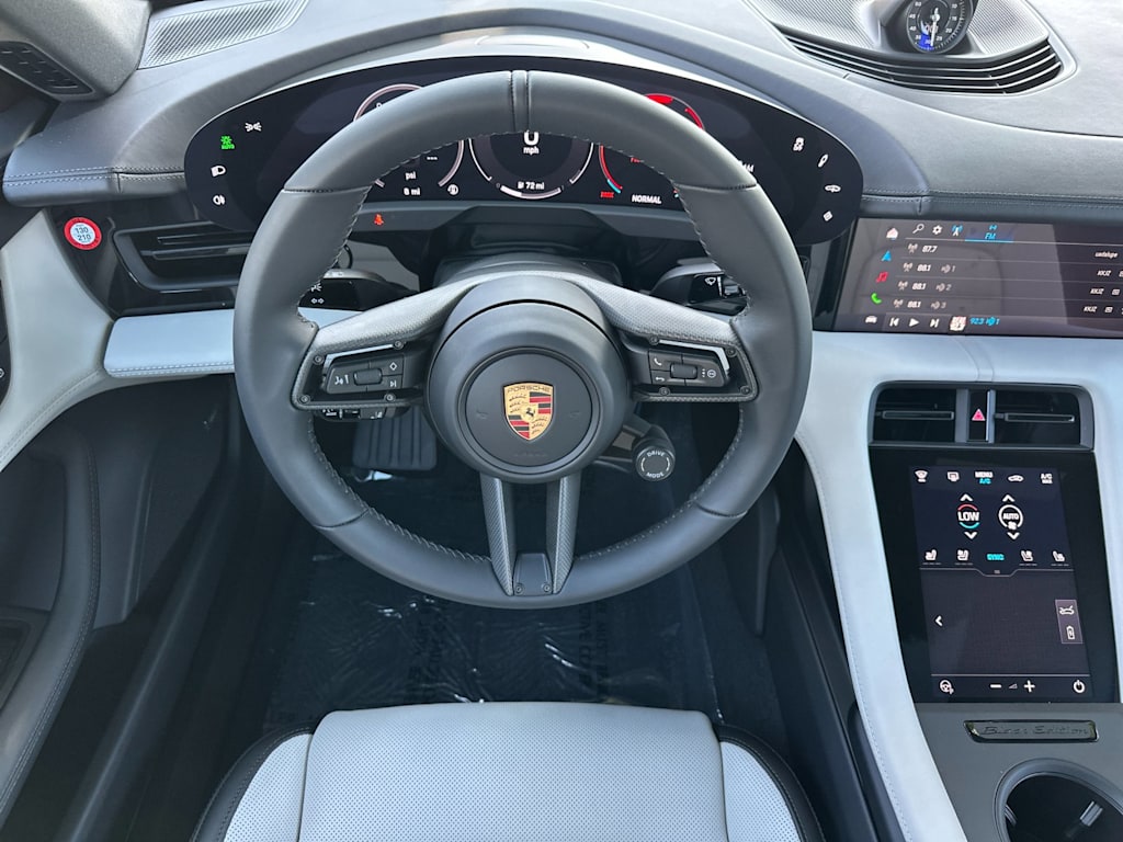 Thumbnail: 2026 Porsche Taycan - 9