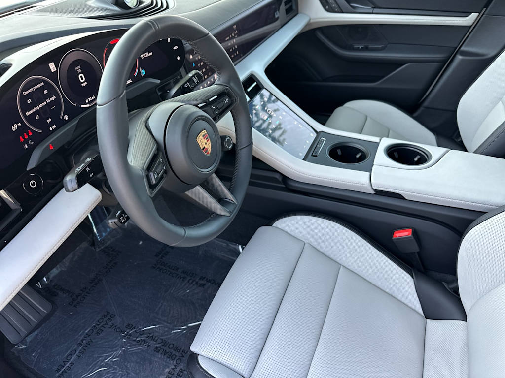 Thumbnail: 2026 Porsche Taycan - 10