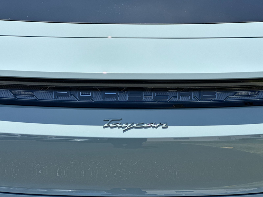 Thumbnail: 2026 Porsche Taycan - 32