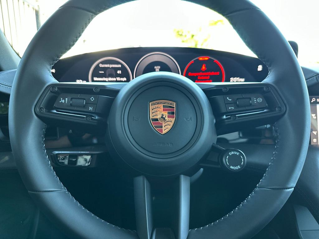 Thumbnail: 2026 Porsche Taycan - 29