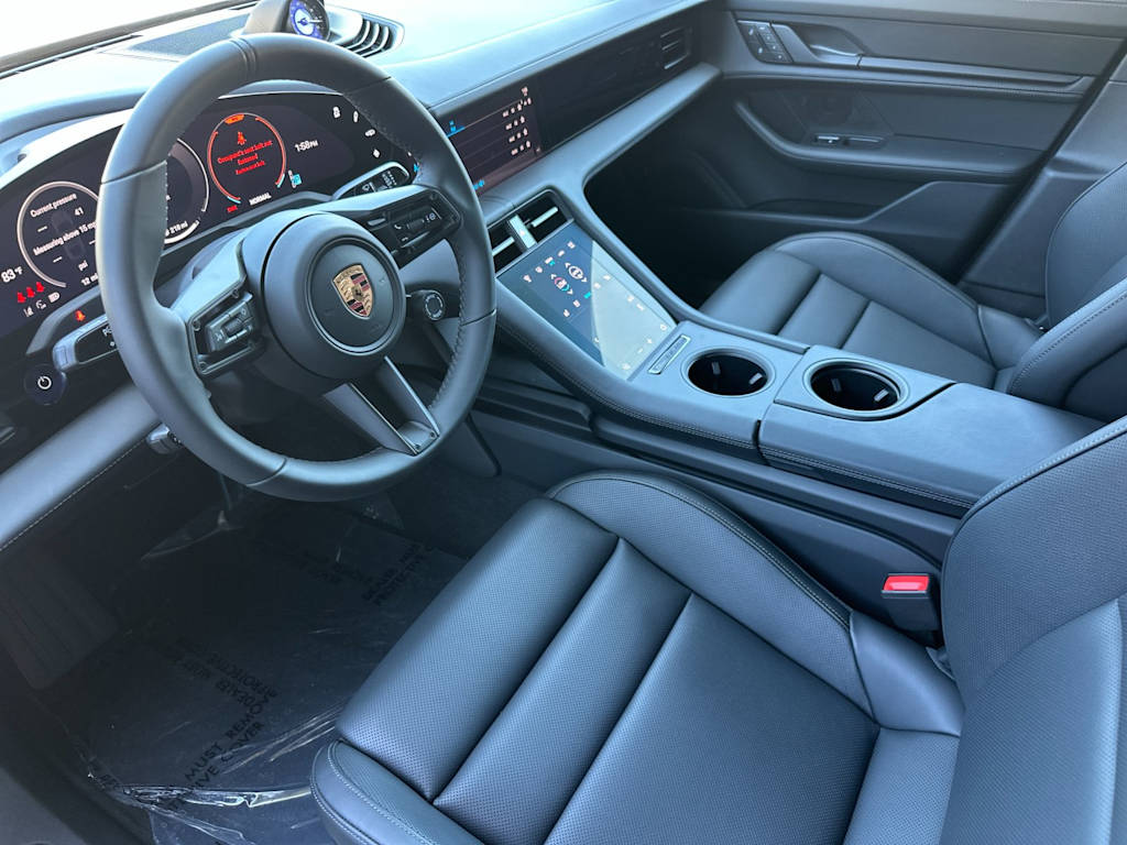 Thumbnail: 2026 Porsche Taycan - 2