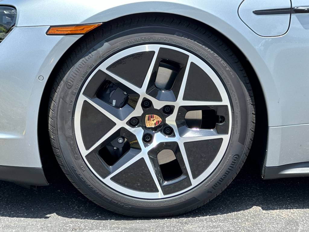 Thumbnail: 2026 Porsche Taycan - 7
