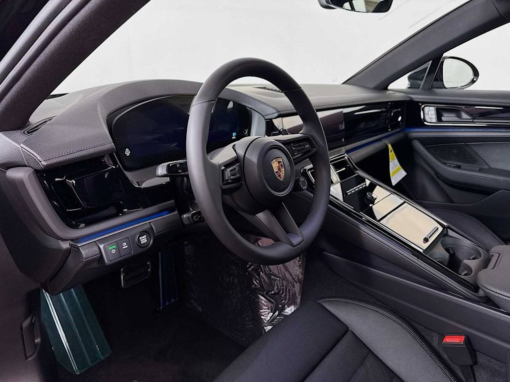 Thumbnail: 2026 Porsche Panamera - 2