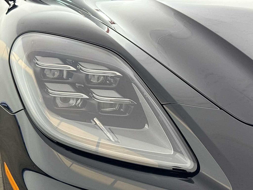Thumbnail: 2026 Porsche Panamera - 56