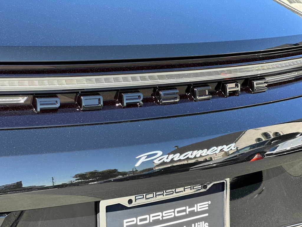 Thumbnail: 2026 Porsche Panamera - 7