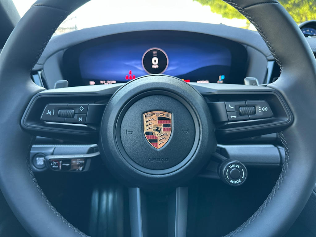 Thumbnail: 2026 Porsche Panamera - 30