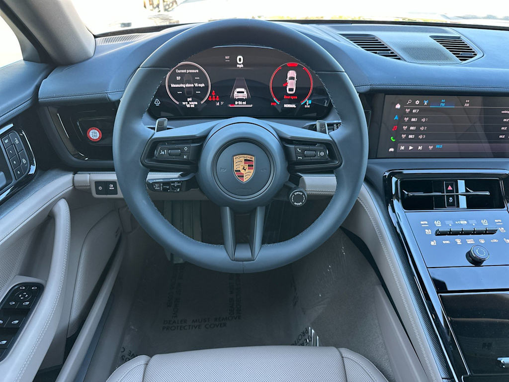 Thumbnail: 2026 Porsche Panamera - 12