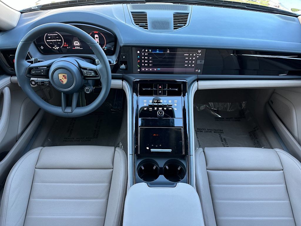 Thumbnail: 2026 Porsche Panamera - 9