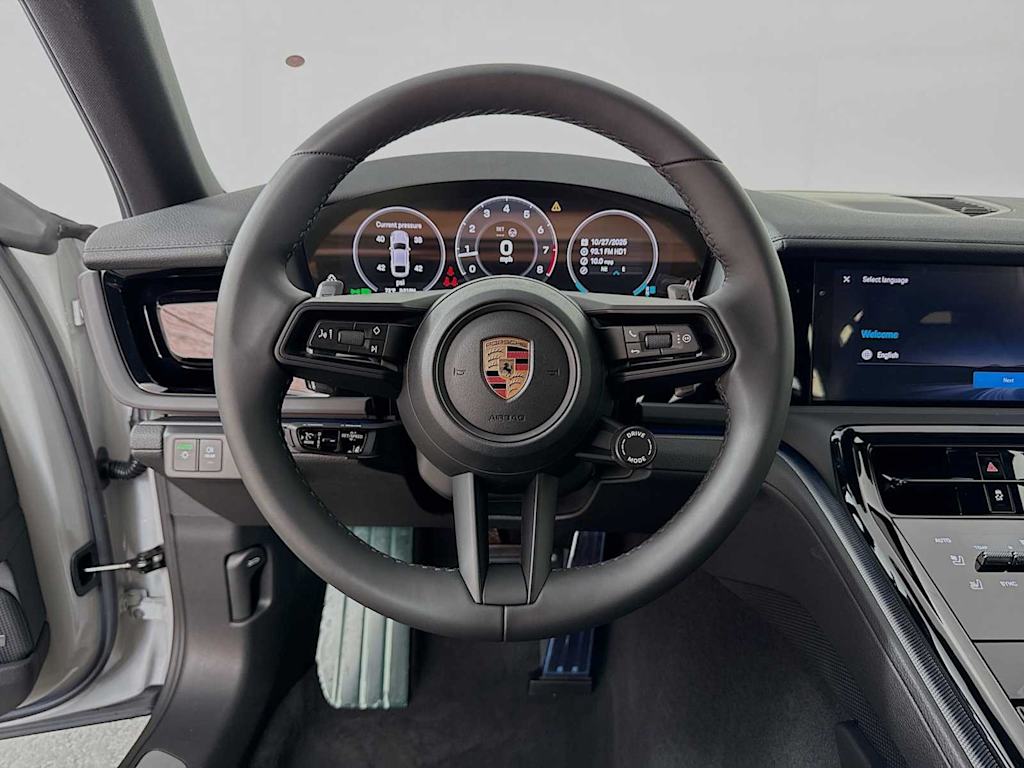 Thumbnail: 2026 Porsche Panamera - 8