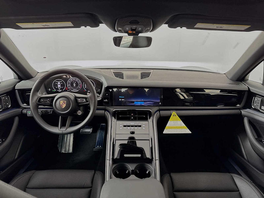 Thumbnail: 2026 Porsche Panamera - 54