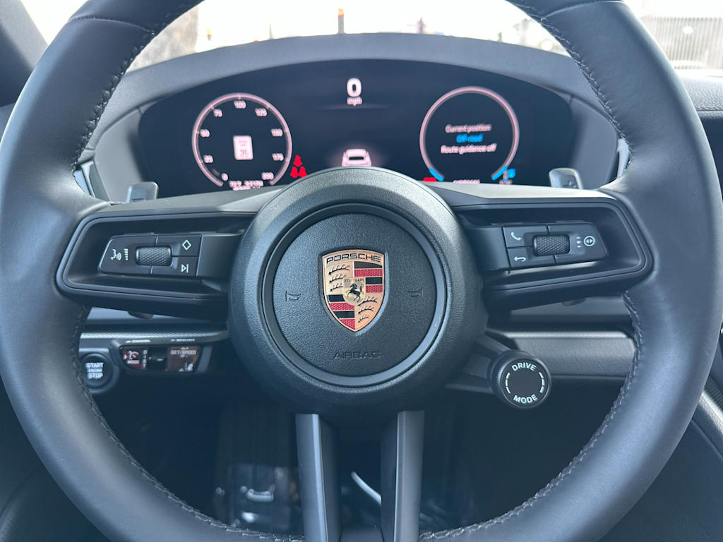 Thumbnail: 2025 Porsche Panamera - 28