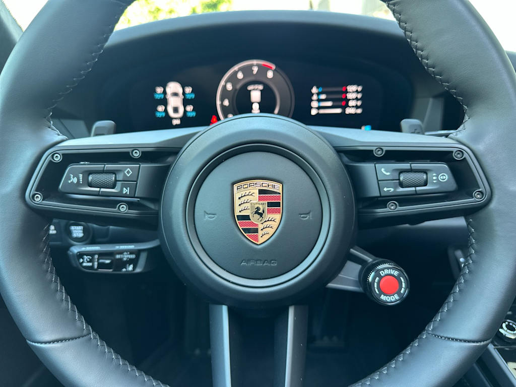 Thumbnail: 2026 Porsche 911 - 11