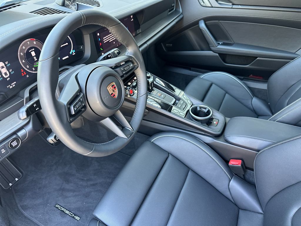 Thumbnail: 2026 Porsche 911 - 2