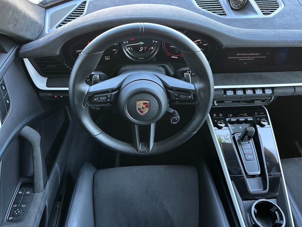 Thumbnail: 2023 Porsche 911 - 10
