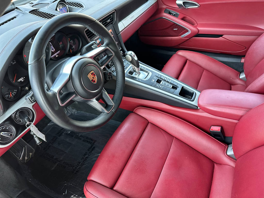 Thumbnail: 2019 Porsche 911 - 10