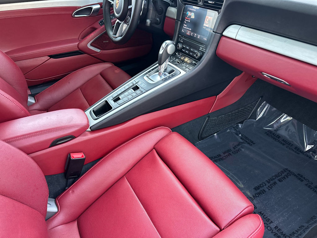 Thumbnail: 2019 Porsche 911 - 2