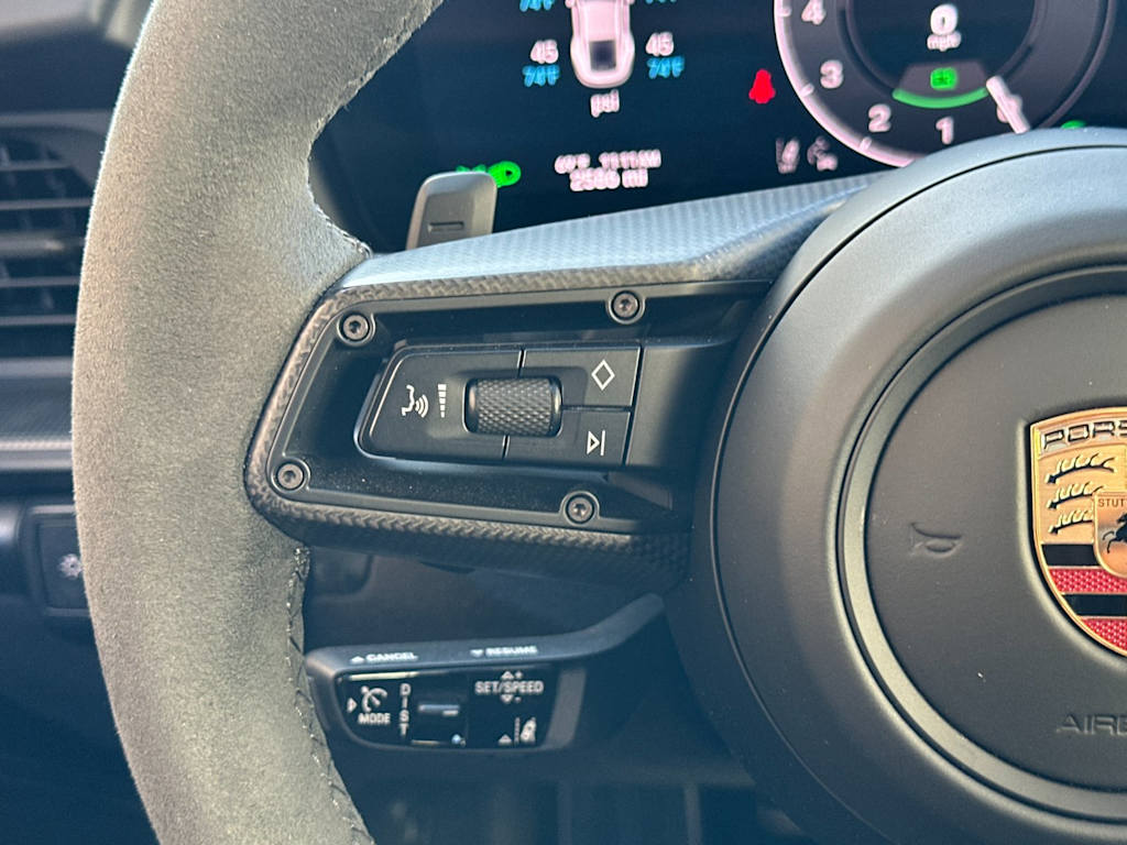 Thumbnail: 2025 Porsche 911 - 27