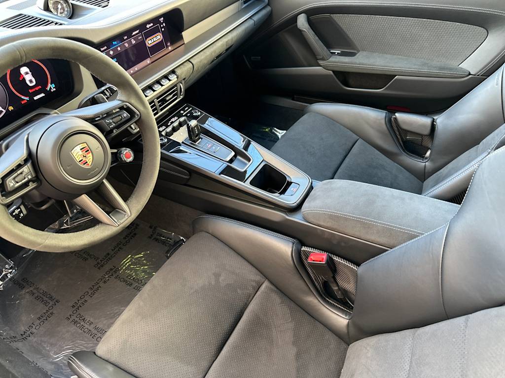 Thumbnail: 2025 Porsche 911 - 2