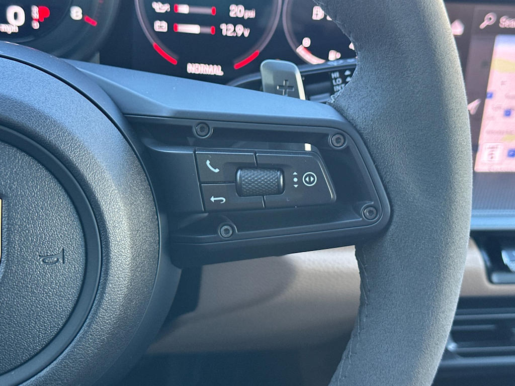 Thumbnail: 2024 Porsche 911 - 27