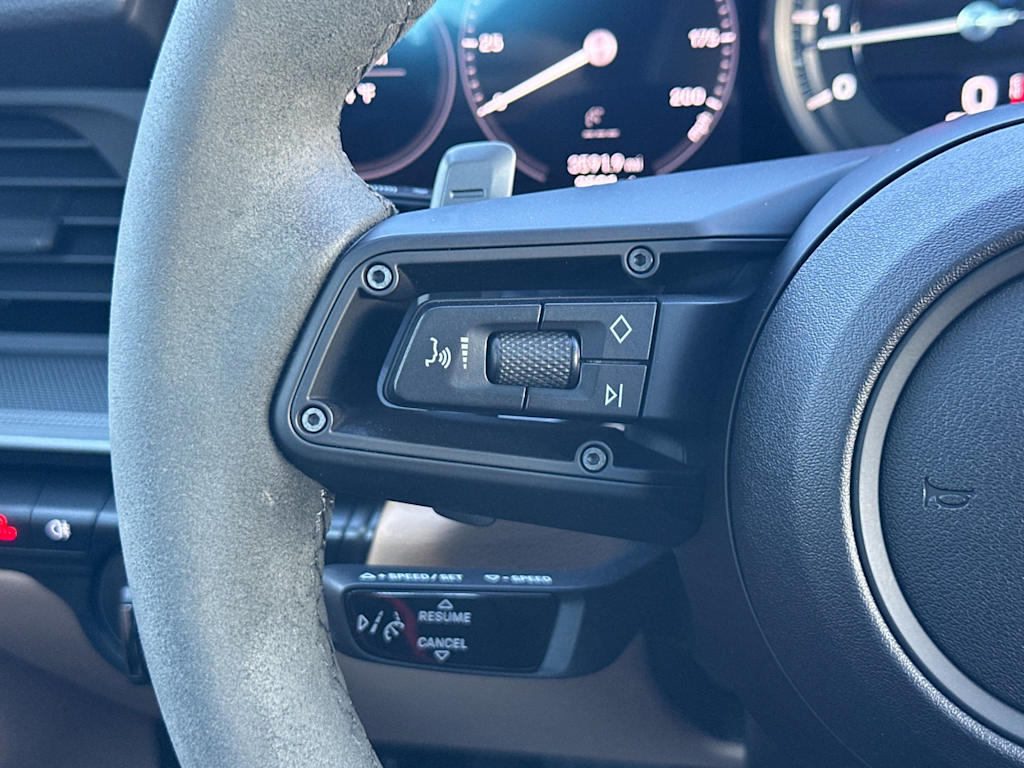 Thumbnail: 2024 Porsche 911 - 26