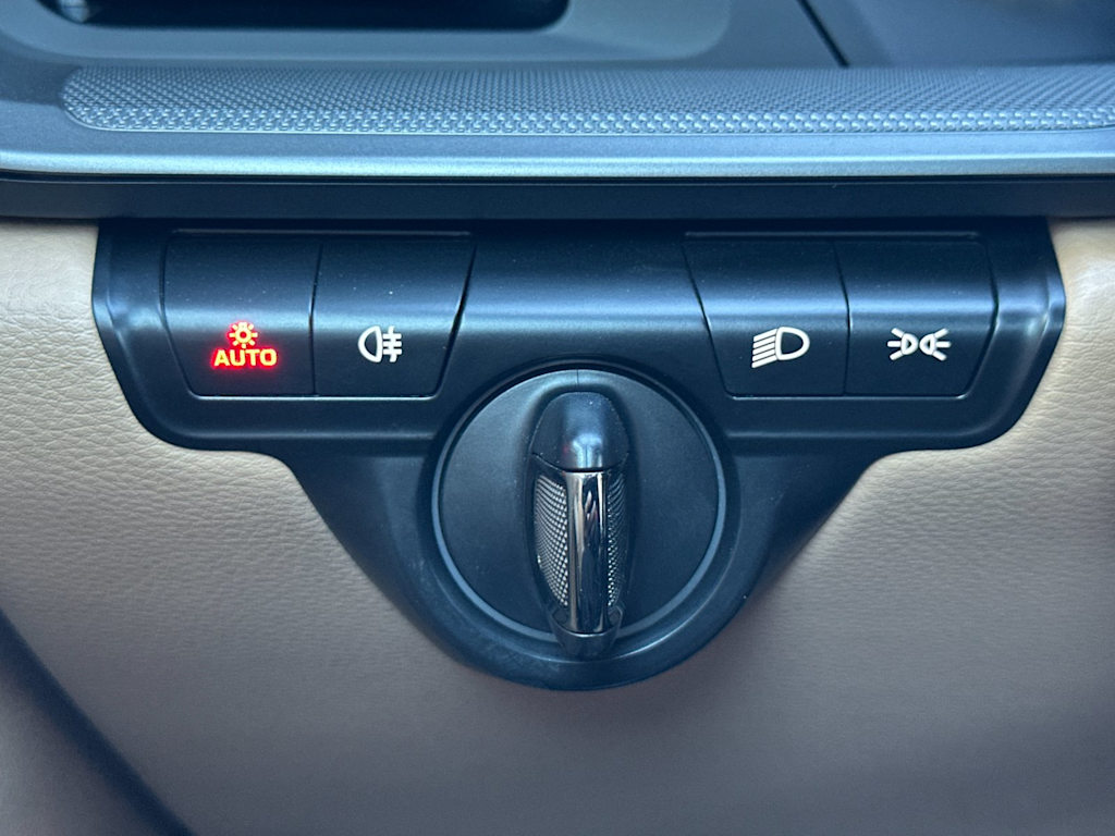 Thumbnail: 2024 Porsche 911 - 28